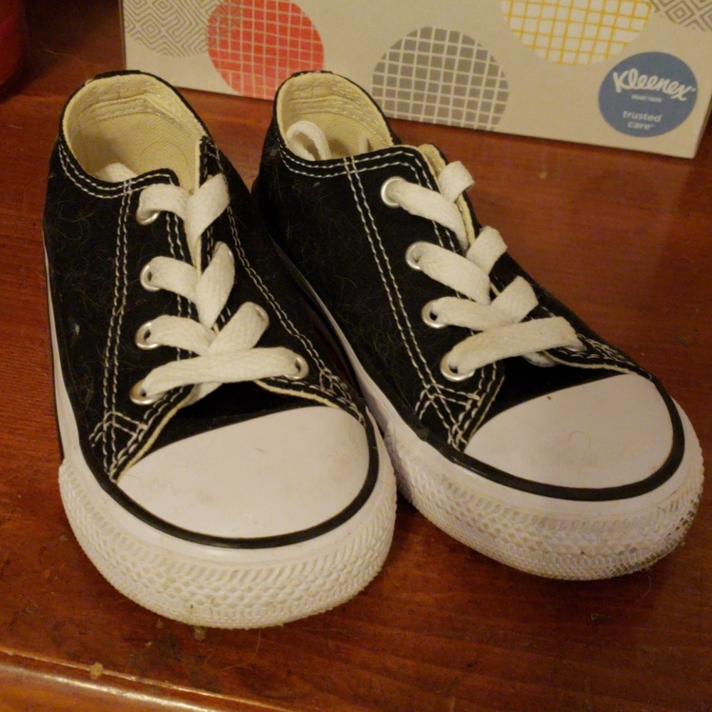Toddler Black Low Top Converse